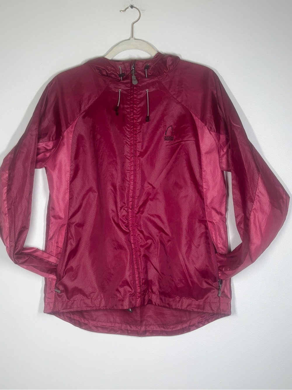 Lightweight Women's Windbreaker Jacket - Berry